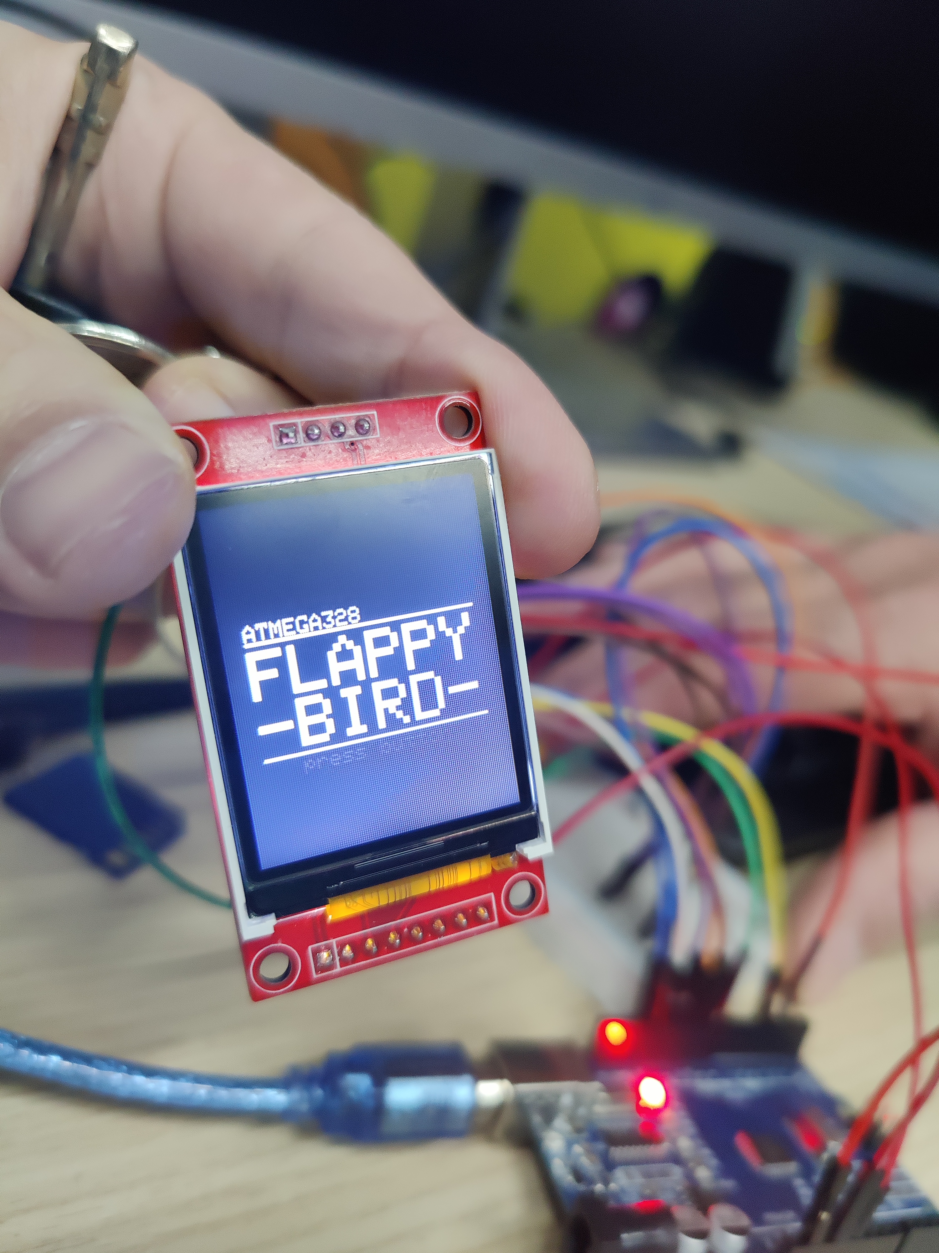 Κατασκευή και συνδεσμολογία σε breadboard