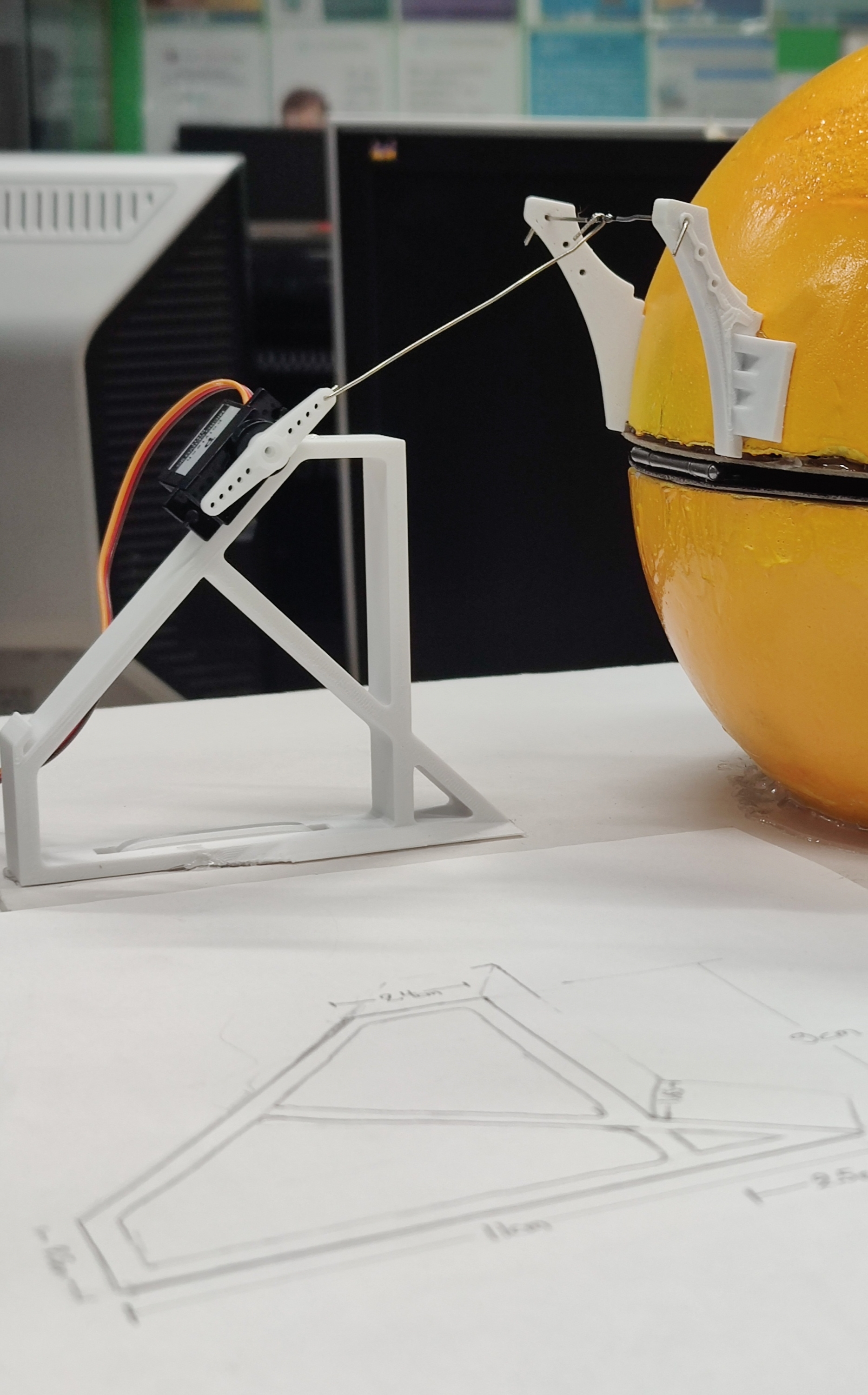 Πλάγια όψη του Pacman Piggy Bank